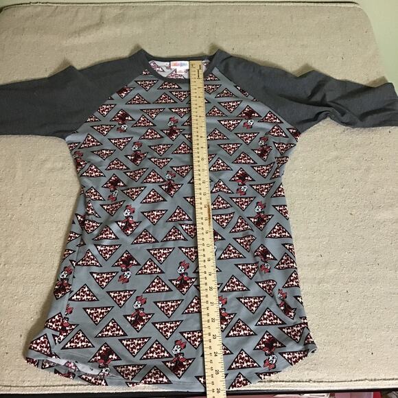 LulaRoe Women Disney Gray Mini Mouse  3/4 Raglan Sleeve Tee Shirt  Size XS NWT - Picture 7 of 10